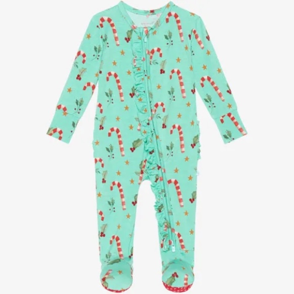 Posh Peanut Peppermint Ruffled Zippered Footie 3-6 months, NWT!